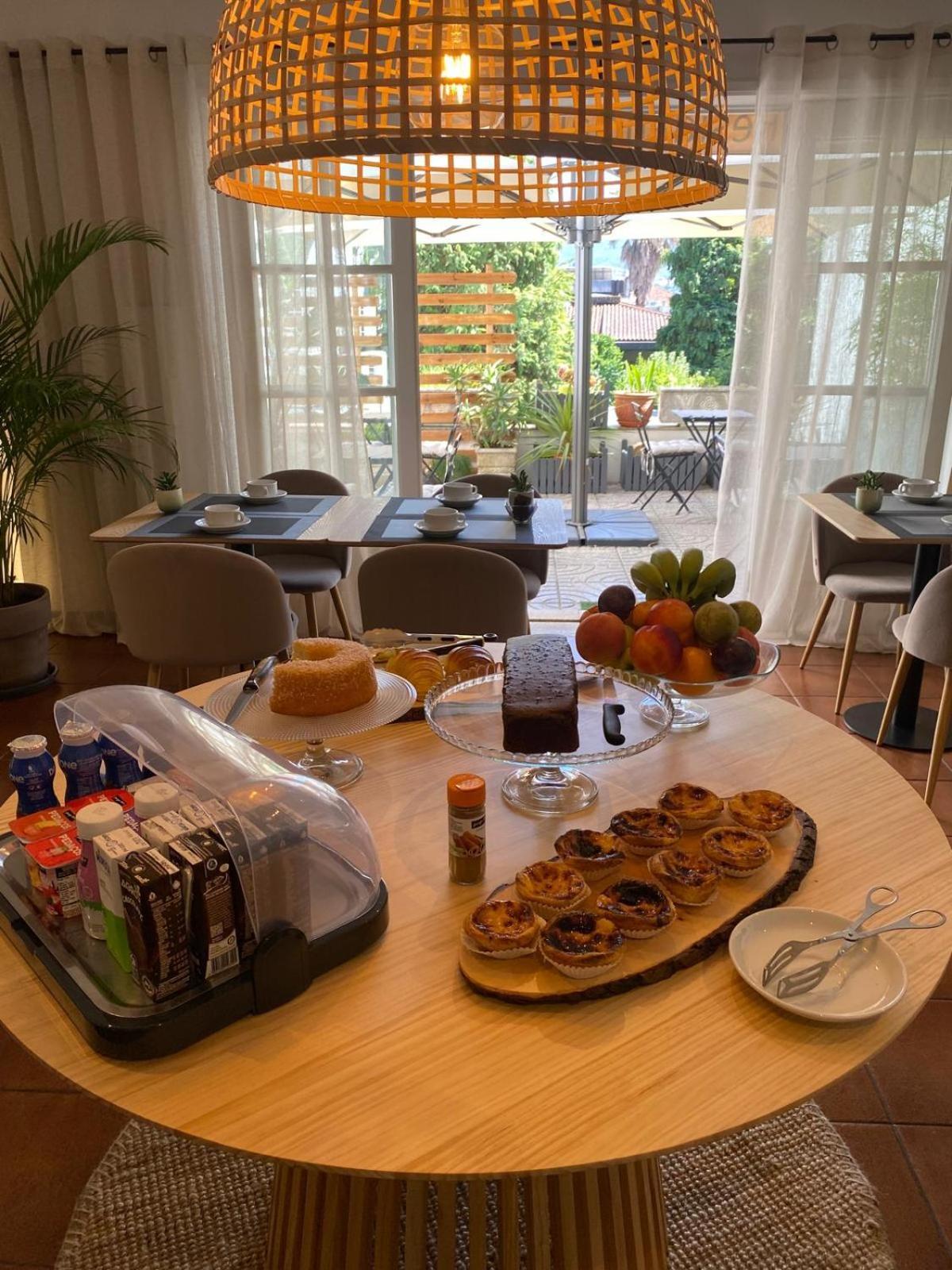בראגה Hotel Residencial Dora מראה חיצוני תמונה